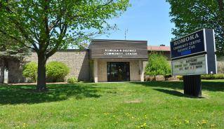 komoka_community_centre_outside.jpg komoka_community_centre_outside.jpg