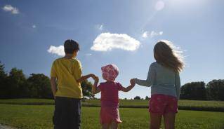 growing_ilderton_-_kids_joining_hands_2.jpg growing_ilderton_-_kids_joining_hands_2.jpg